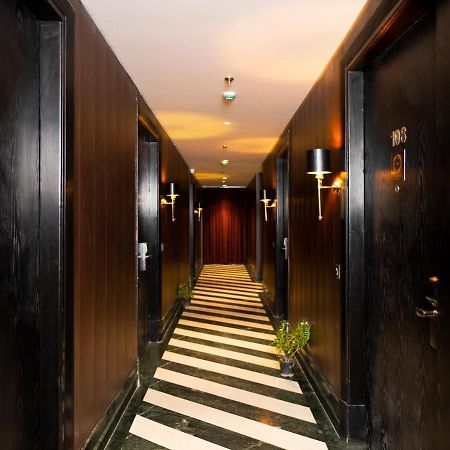 Foxoso Hotel, Delhi Airport ニューデリー エクステリア 写真