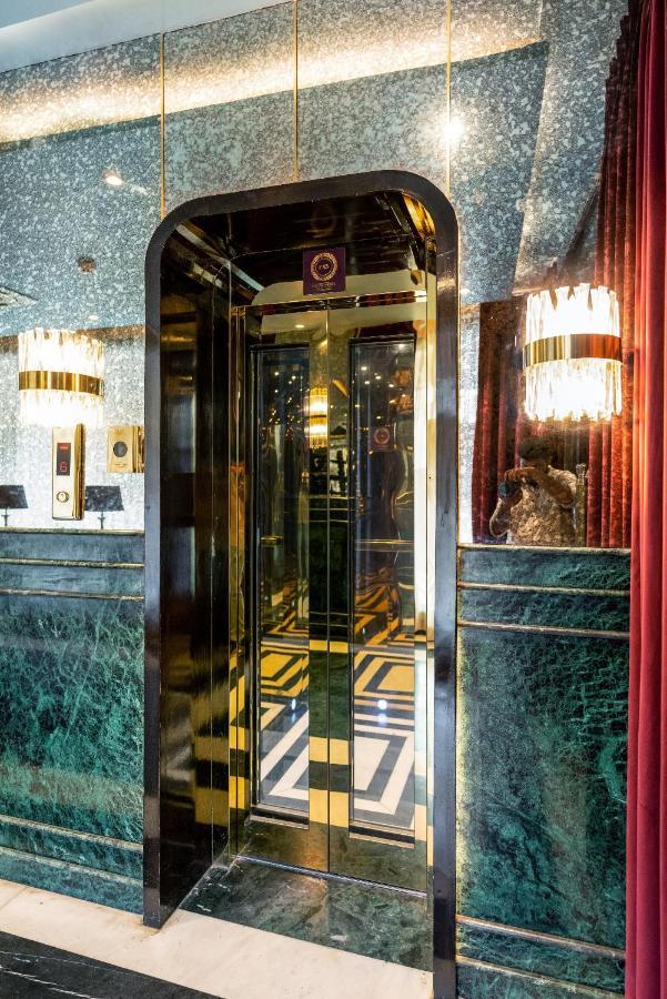 Foxoso Hotel, Delhi Airport ニューデリー エクステリア 写真