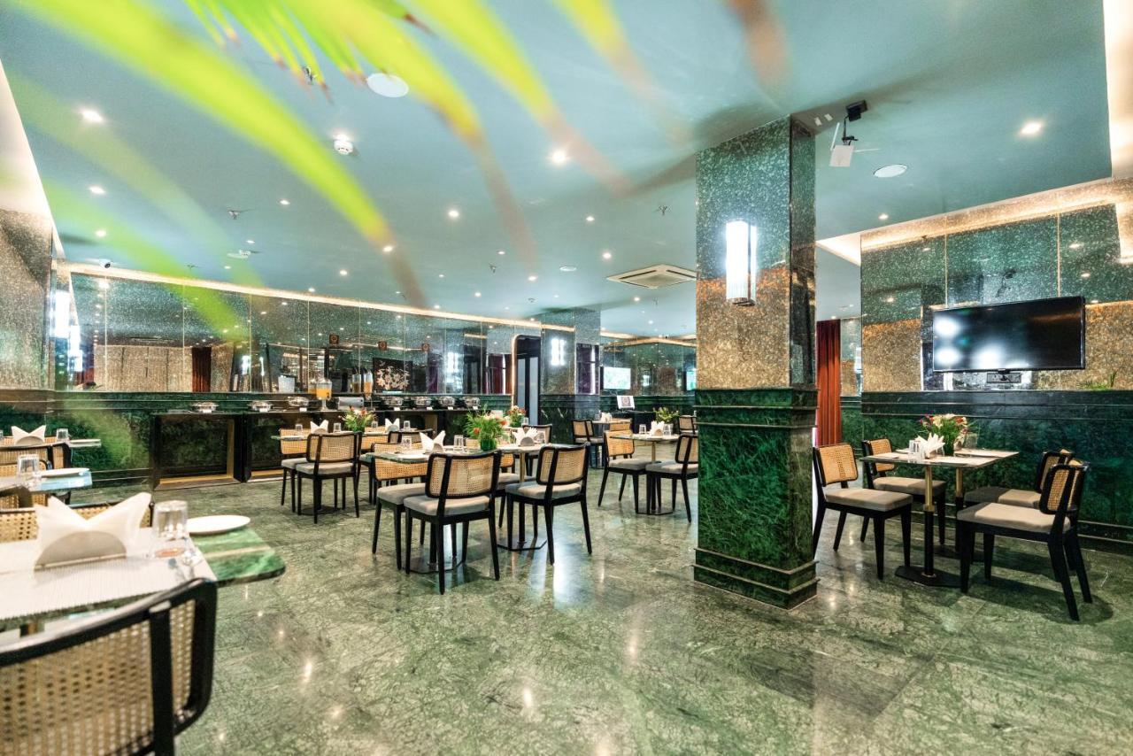 Foxoso Hotel, Delhi Airport ニューデリー エクステリア 写真
