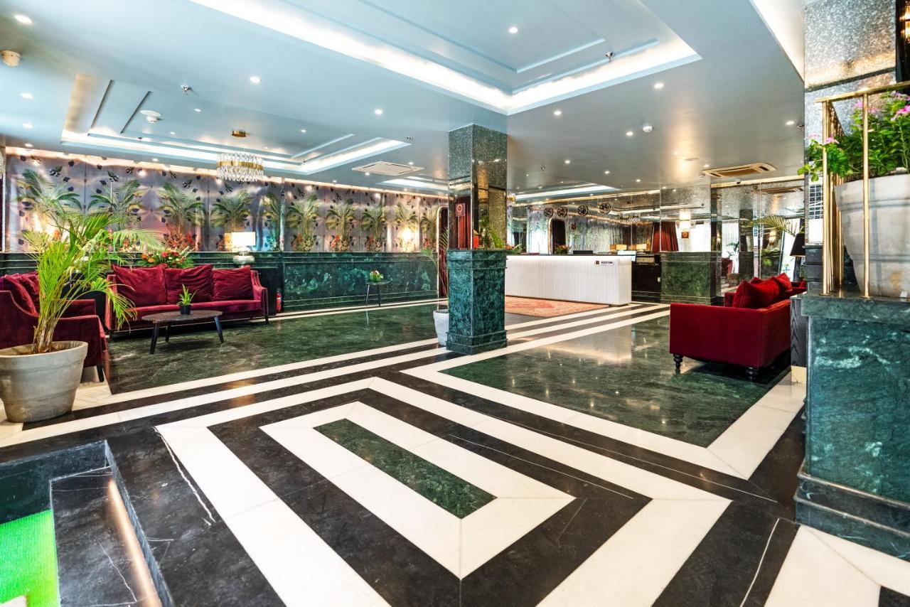 Foxoso Hotel, Delhi Airport ニューデリー エクステリア 写真