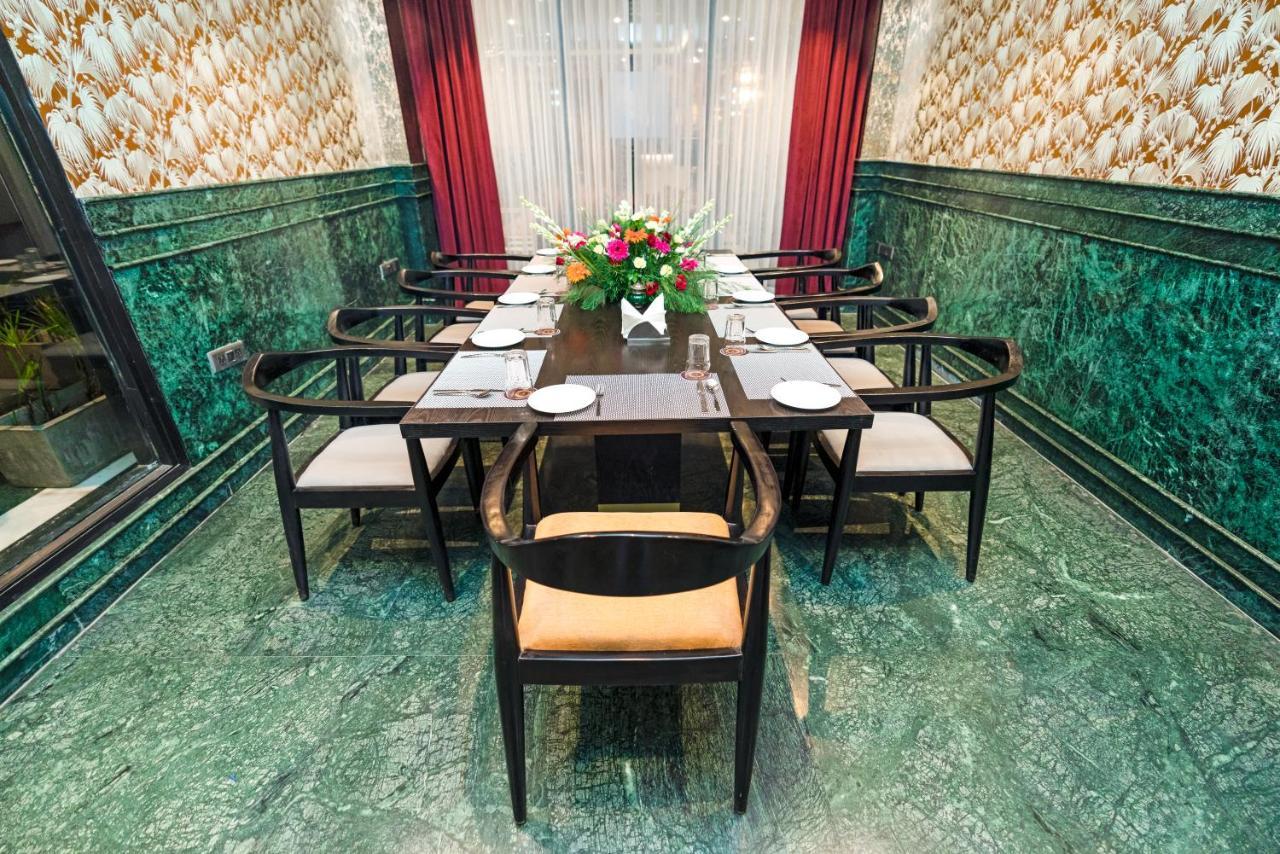 Foxoso Hotel, Delhi Airport ニューデリー エクステリア 写真