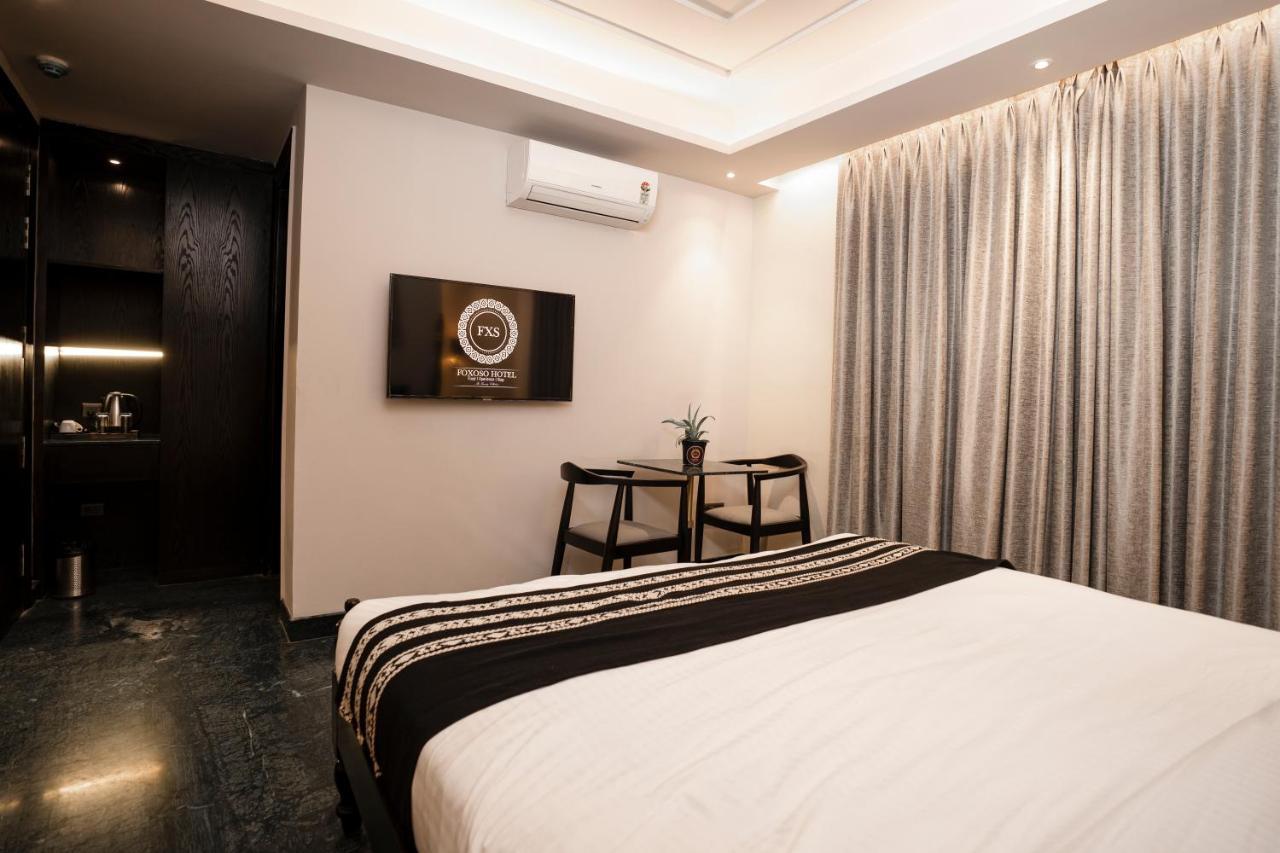 Foxoso Hotel, Delhi Airport ニューデリー エクステリア 写真